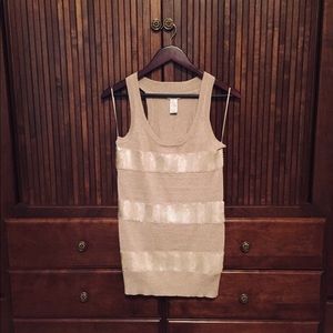 NWOT CACHE SHIMMERY, SEXY, SOPHISTICATED TANK